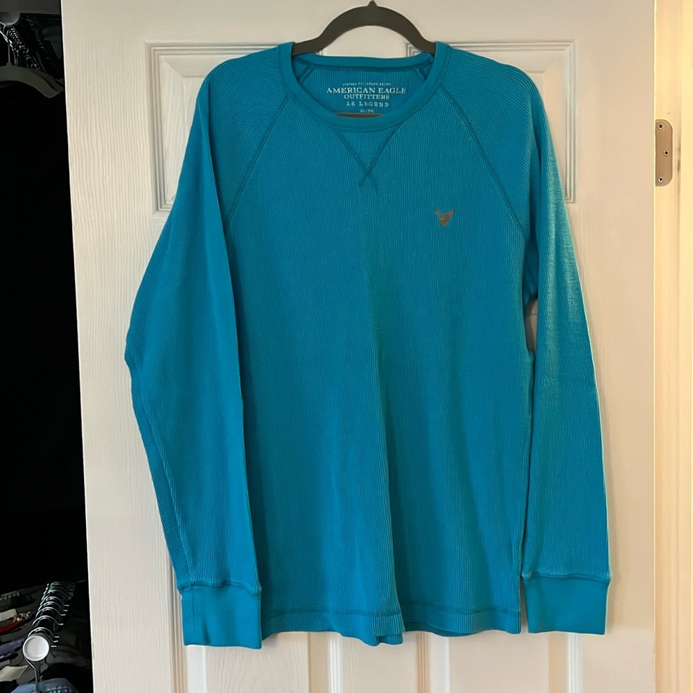 Men’s American Eagle Waffle Shirt- XL